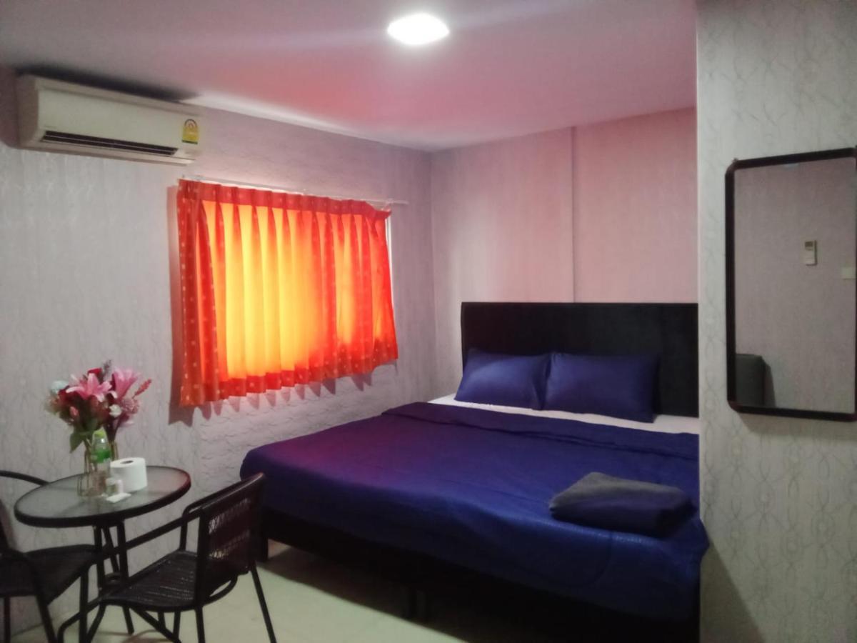 Uno Inn Bangkok Luaran gambar