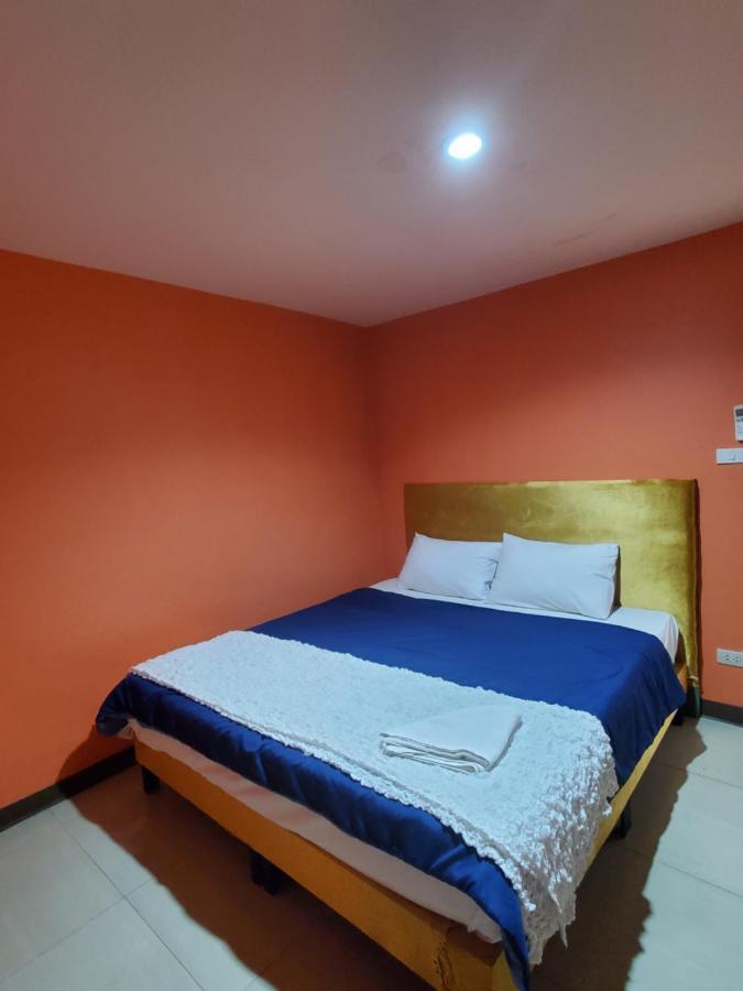 Uno Inn Bangkok Luaran gambar