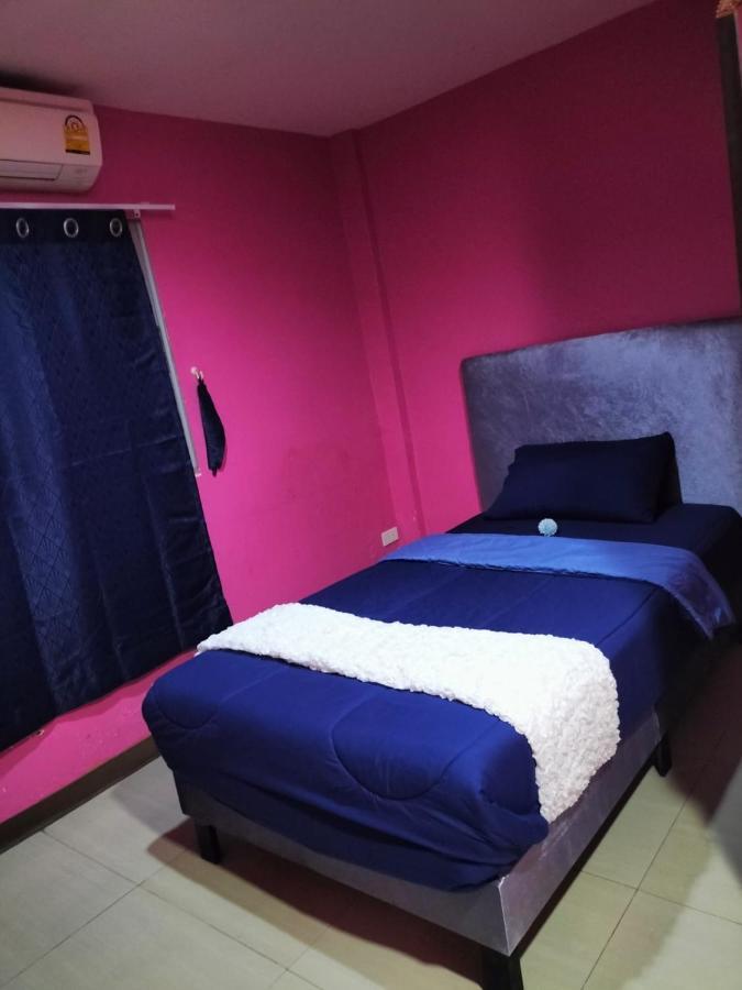 Uno Inn Bangkok Luaran gambar