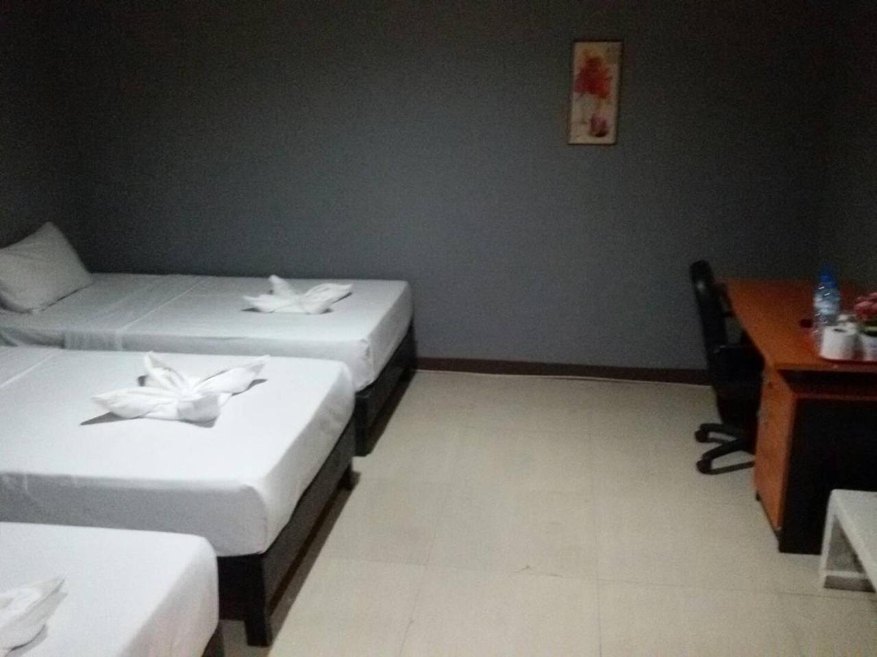 Uno Inn Bangkok Luaran gambar